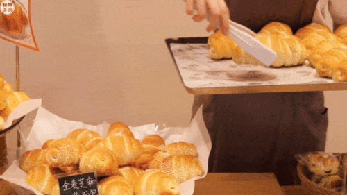 网红杭州芋泥,甜蜜诱惑，芋香四溢的潮流美食传奇