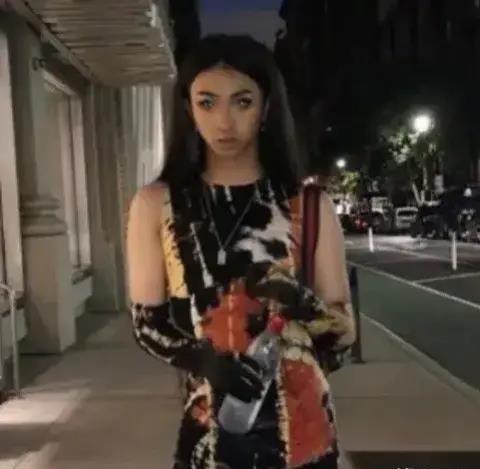 娱乐八卦吃瓜直播姐妹,揭秘娱乐八卦吃瓜姐妹的幕后故事